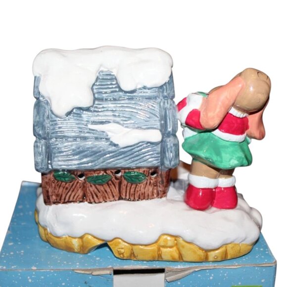 Vintage 80's Pound Puppies Nose Marie Ceramic Lighted Christmas Village House - Picture 4 of 4